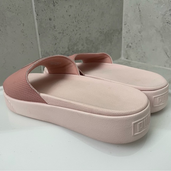 Puma Women’s Slides Size 9.5 - Picture 11 of 16